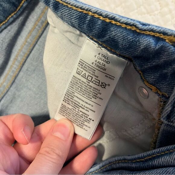 ✨ Old Navy Women’s High Rise O.G. Straight Jeans 4 Tall - Picture 7 of 10